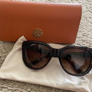 Tory Burch Sunglasses New w/o Tags